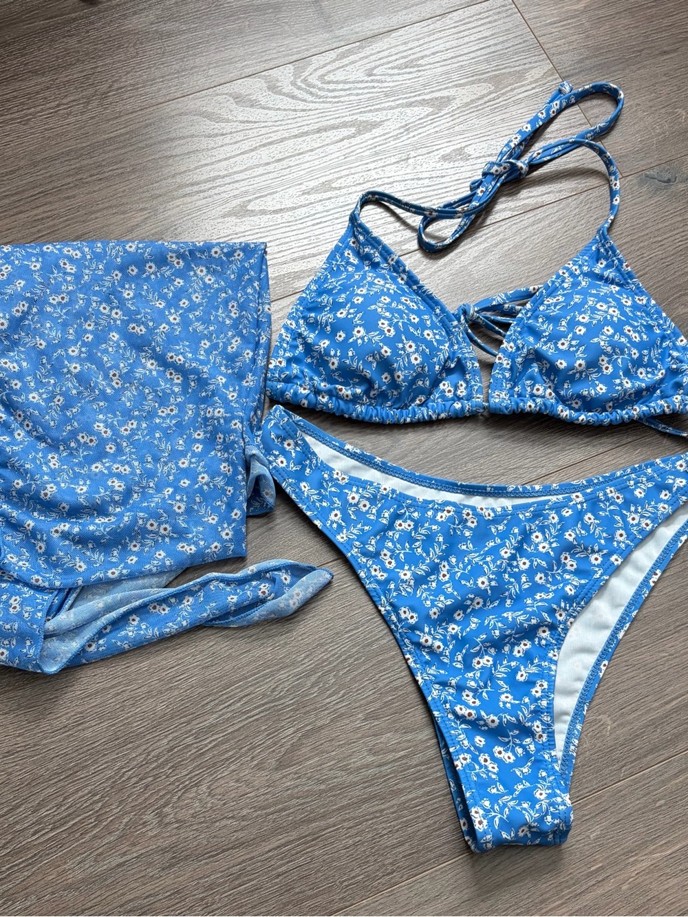 SHEIN Blue Floral 3-Piece Bikini Set with Matching Sarong Cover-Up – Size Small